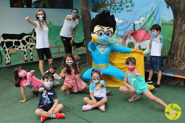 Alegria, brincadeiras, artes e muita diverso - Colgio Le Perini. Educao Infantil e Ensino Fundamental. Indaiatuba, SP