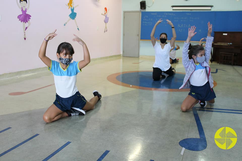 Dana - Colgio Le Perini. Educao Infantil e Ensino Fundamental. Indaiatuba, SP