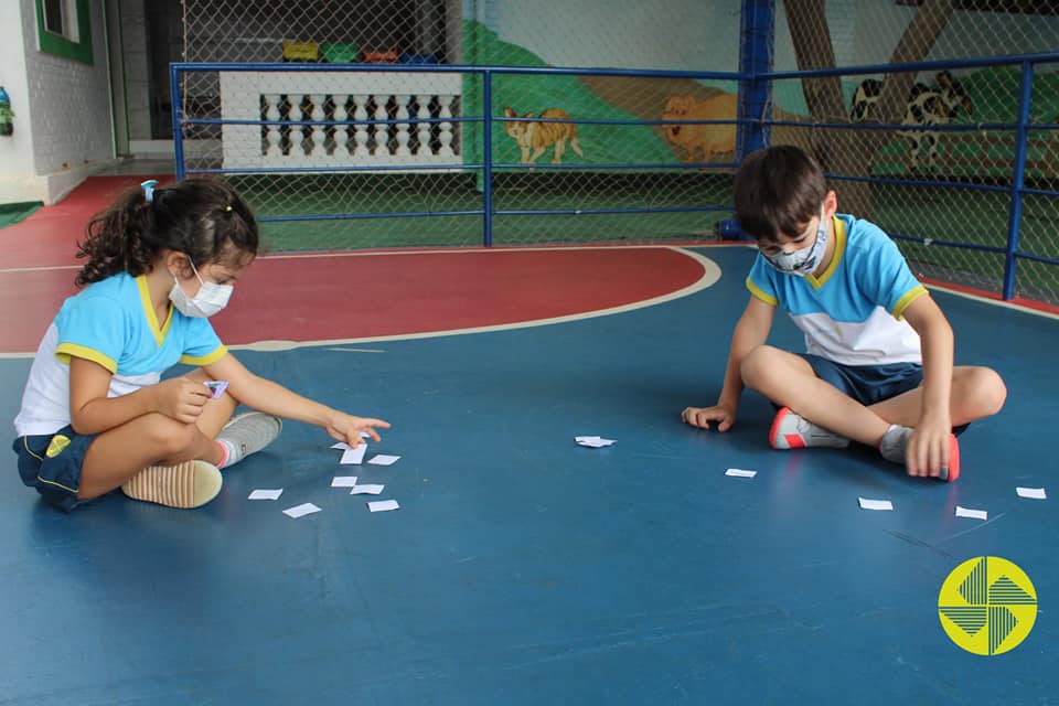 Alimentao Saudvel - Colgio Le Perini. Educao Infantil e Ensino Fundamental. Indaiatuba, SP