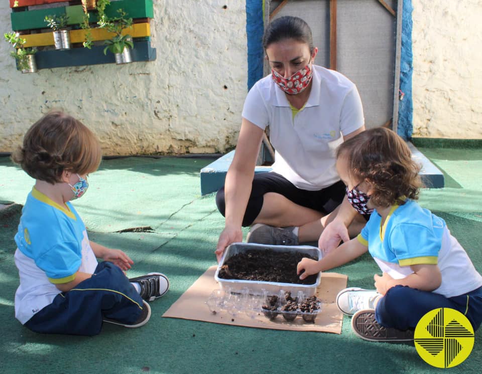 05/06 - Dia Mundial do Meio Ambiente - Colgio Le Perini. Educao Infantil e Ensino Fundamental. Indaiatuba, SP