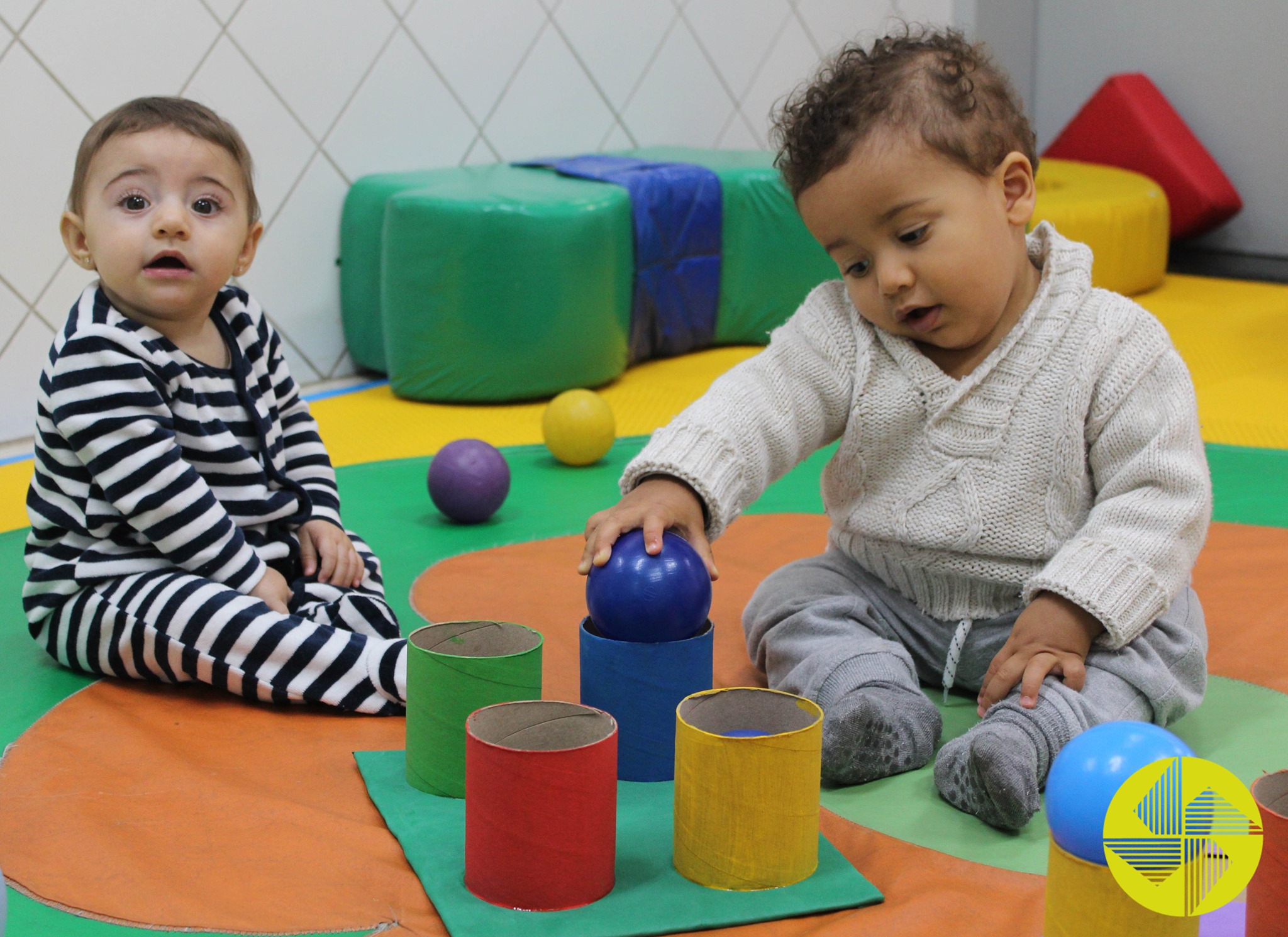 Explorando atividades ldicas - Colgio Le Perini. Educao Infantil e Ensino Fundamental. Indaiatuba, SP