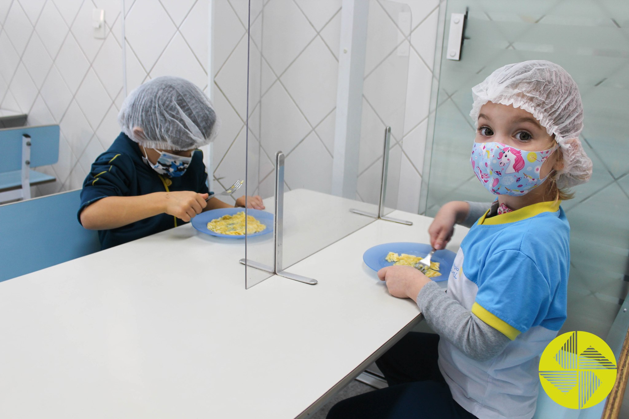 Brigadeiro saudvel de banana - Colgio Le Perini. Educao Infantil e Ensino Fundamental. Indaiatuba, SP