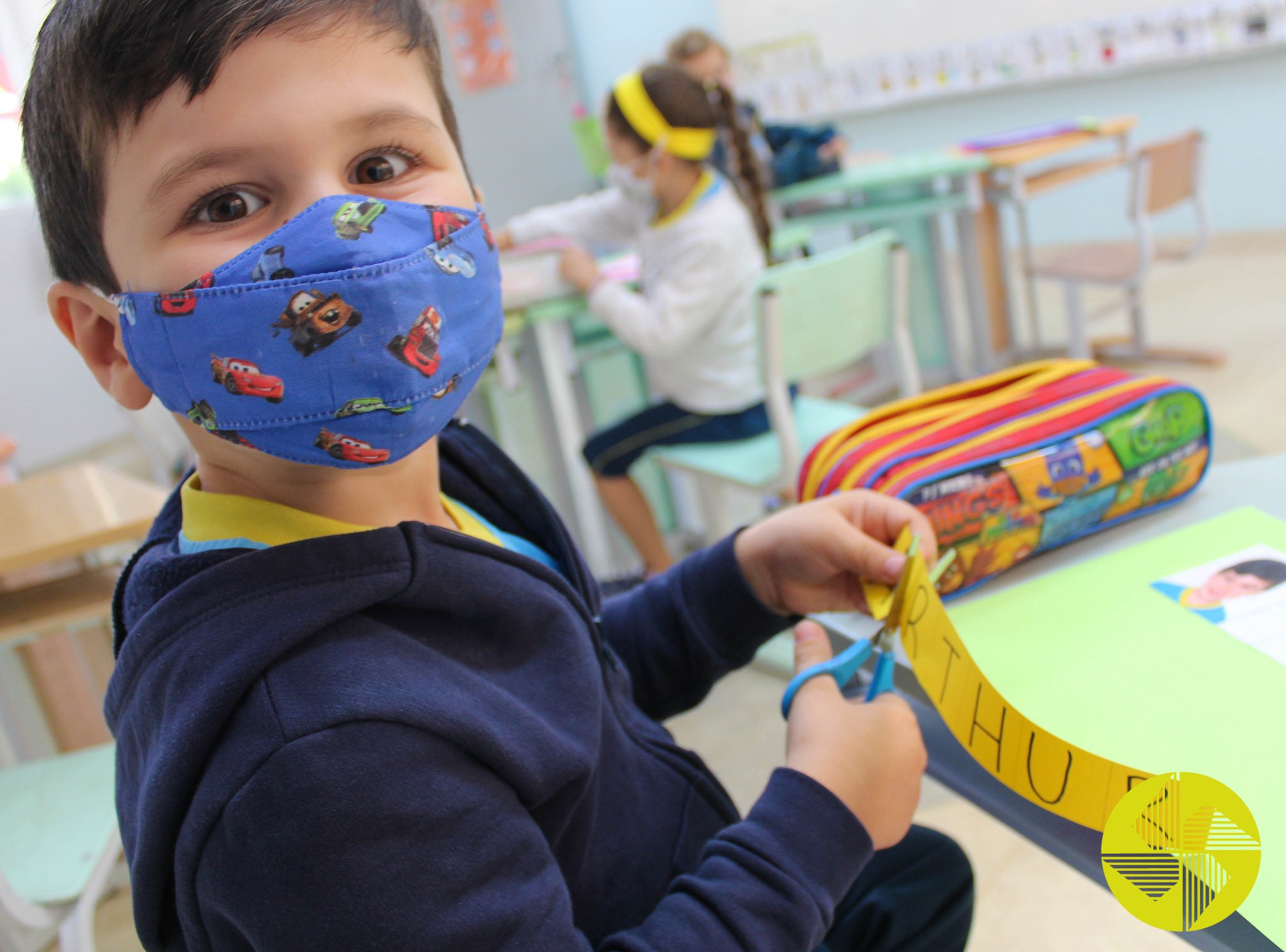 Elemento de individualizao - Colgio Le Perini. Educao Infantil e Ensino Fundamental. Indaiatuba, SP