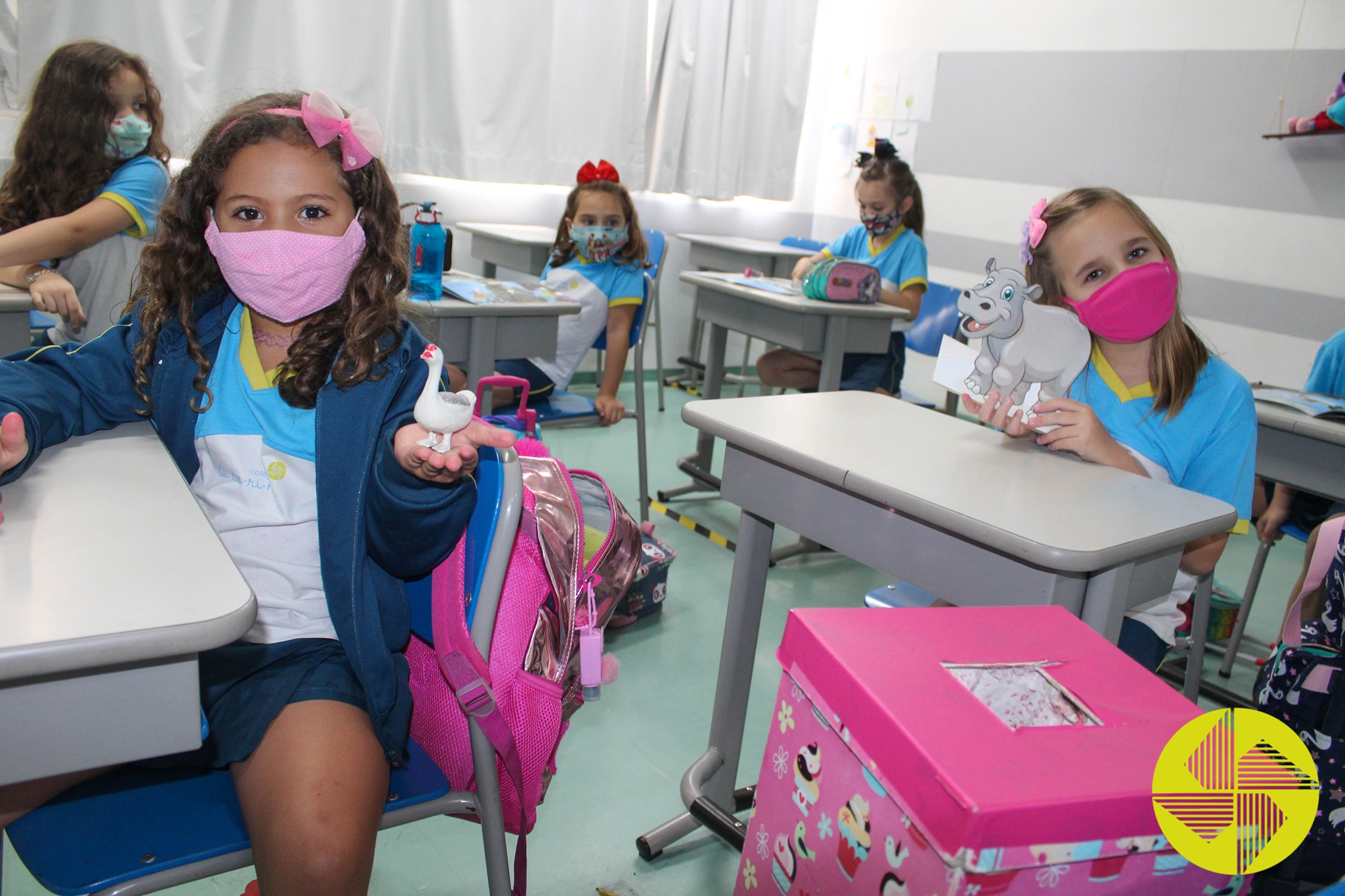 Os habitats dos animais - Colgio Le Perini. Educao Infantil e Ensino Fundamental. Indaiatuba, SP