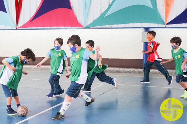 Habilidades socioemocionais nos jogos - Colgio Le Perini. Educao Infantil e Ensino Fundamental. Indaiatuba, SP