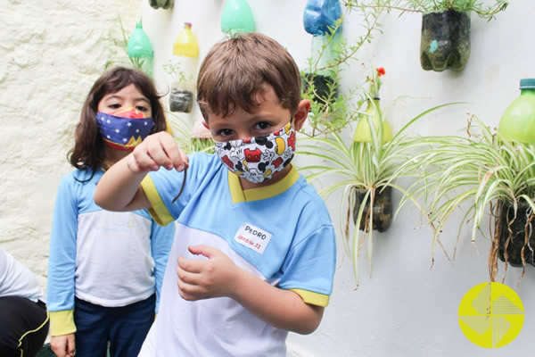 Aprender  assim - Colgio Le Perini. Educao Infantil e Ensino Fundamental. Indaiatuba, SP