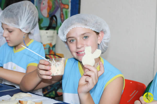 Culinria Especial de Pscoa - Colgio Le Perini. Educao Infantil e Ensino Fundamental. Indaiatuba, SP