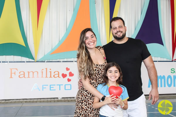 Agradecemos de corao a presena de todos na Festa da Famlia! - Colgio Le Perini. Educao Infantil e Ensino Fundamental. Indaiatuba, SP