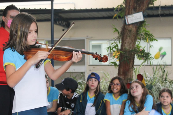 Uma aula de Histria bem diferente! - Colgio Le Perini. Educao Infantil e Ensino Fundamental. Indaiatuba, SP