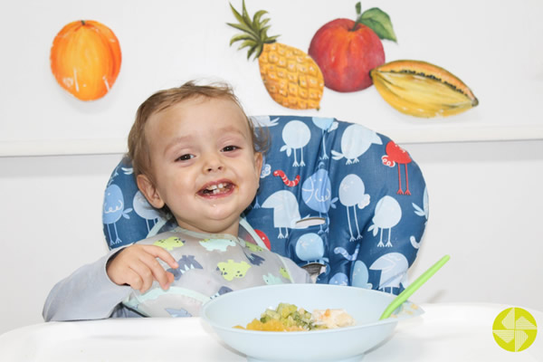 Alimentao Saudvel - Berrio - Colgio Le Perini. Educao Infantil e Ensino Fundamental. Indaiatuba, SP