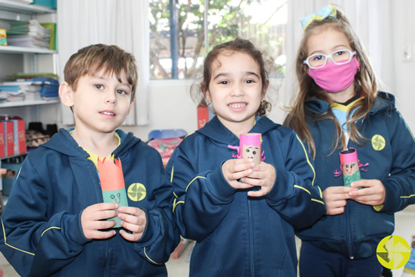 Semana do folclore - Colgio Le Perini. Educao Infantil e Ensino Fundamental. Indaiatuba, SP