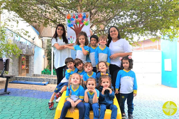 rvores - Colgio Le Perini. Educao Infantil e Ensino Fundamental. Indaiatuba, SP