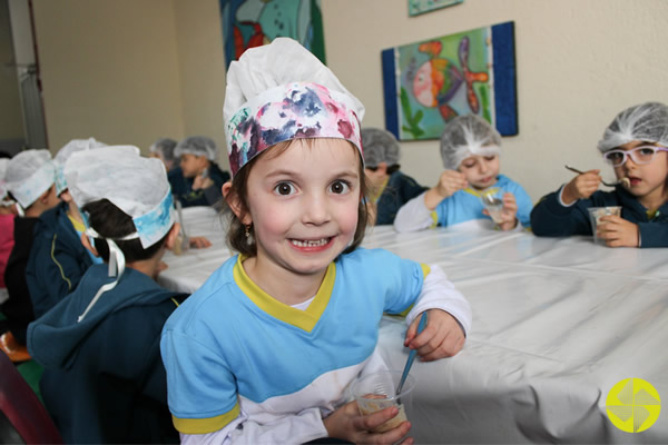 Aula de Culinria - Colgio Le Perini. Educao Infantil e Ensino Fundamental. Indaiatuba, SP