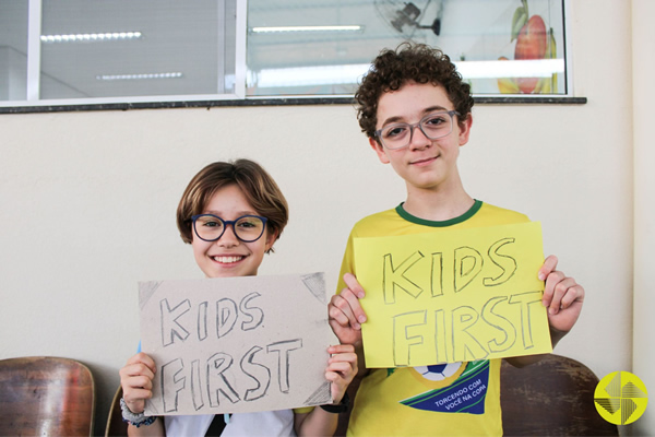 Kids First - Colgio Le Perini. Educao Infantil e Ensino Fundamental. Indaiatuba, SP