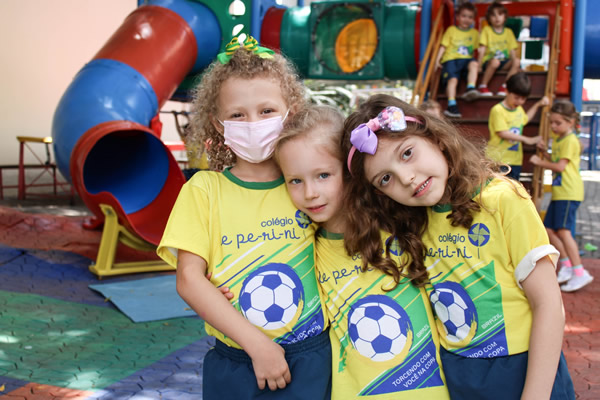 Vem hexa!!! - Colgio Le Perini. Educao Infantil e Ensino Fundamental. Indaiatuba, SP