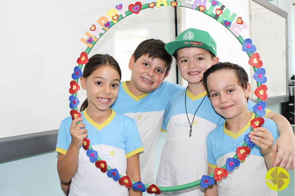 Happy Valentine's Day! - Colgio Le Perini. Educao Infantil e Ensino Fundamental. Indaiatuba, SP