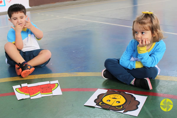 Estimulando habilidades socioemocionais brincando - Colgio Le Perini. Educao Infantil e Ensino Fundamental. Indaiatuba, SP