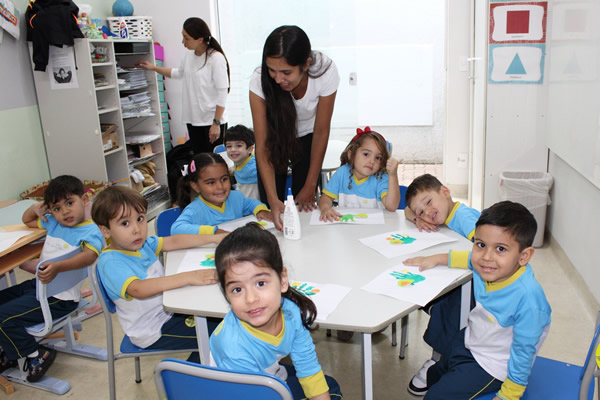 Estamos de frias, mas j sentimos saudades - Colgio Le Perini. Educao Infantil e Ensino Fundamental. Indaiatuba, SP