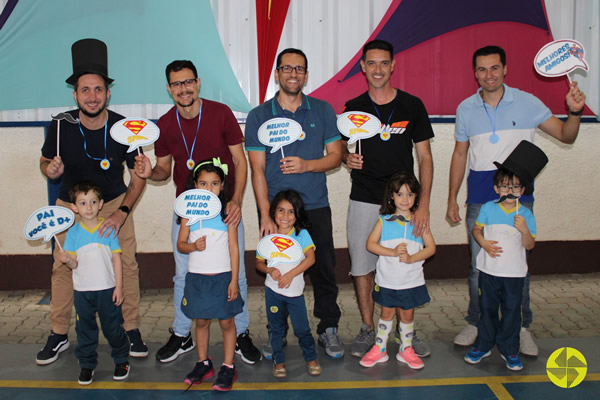 Feliz Dia dos Pais!  - Colgio Le Perini. Educao Infantil e Ensino Fundamental. Indaiatuba, SP