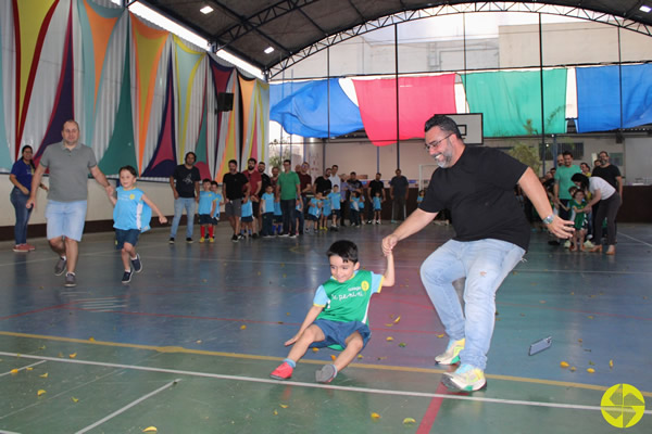 Comemoraes do Dia dos Pais!  - Colgio Le Perini. Educao Infantil e Ensino Fundamental. Indaiatuba, SP