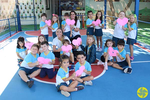 Nosso Primeiro Dia de Aula - Colgio Le Perini. Educao Infantil e Ensino Fundamental. Indaiatuba, SP