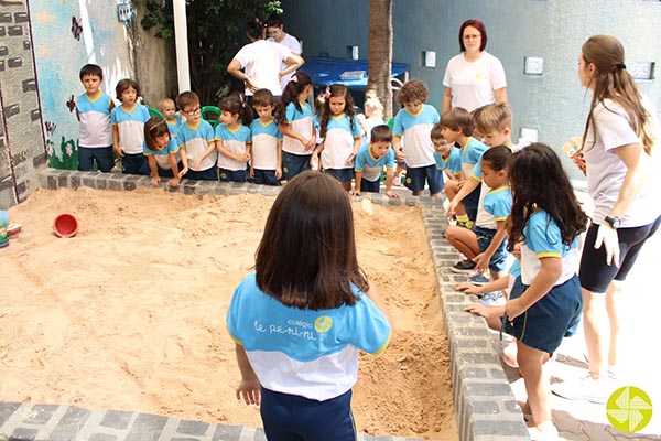 Uma aventura de paleontlogo - Colgio Le Perini. Educao Infantil e Ensino Fundamental. Indaiatuba, SP