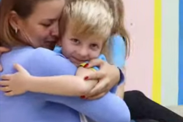 Um Dia das Mes repleto de amor, ternura e emoo! - Colgio Le Perini. Educao Infantil e Ensino Fundamental. Indaiatuba, SP