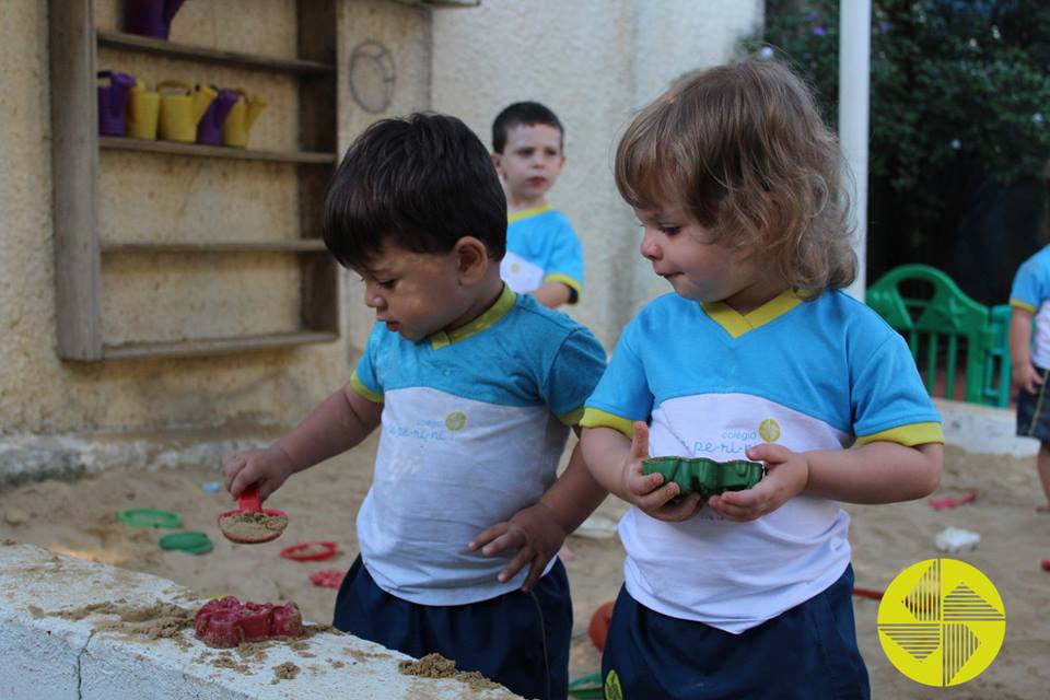 Curso de Frias - Dia 13 - Colgio Le Perini. Educao Infantil e Ensino Fundamental. Indaiatuba, SP