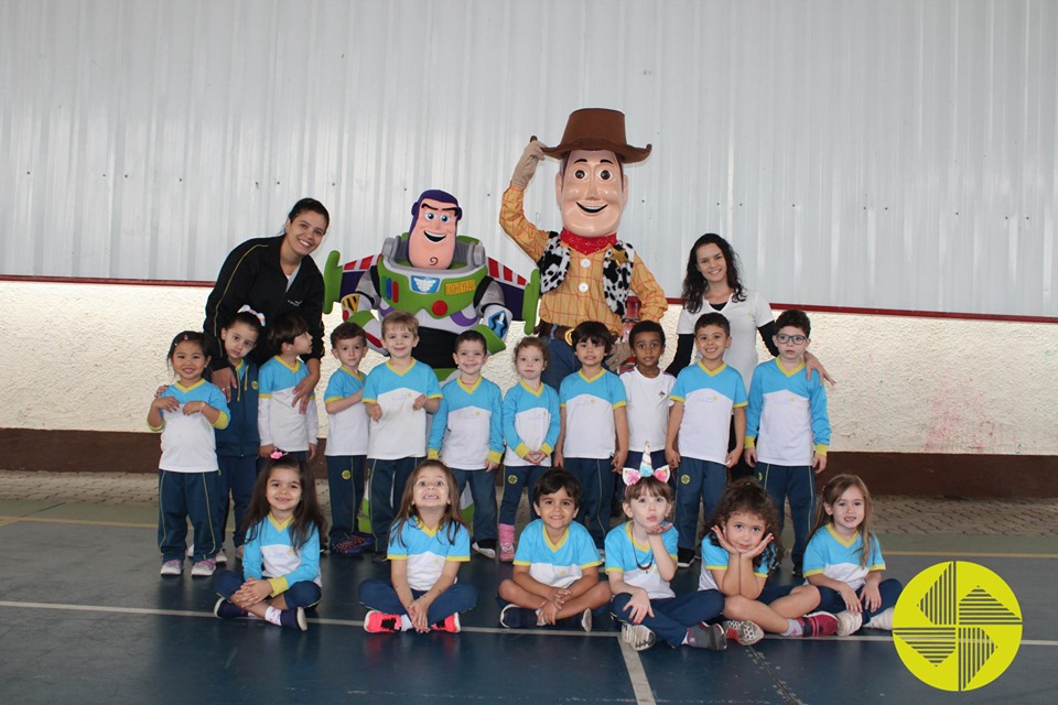 Aniversariantes Junho - Educao Infantil - Colgio Le Perini. Educao Infantil e Ensino Fundamental. Indaiatuba, SP