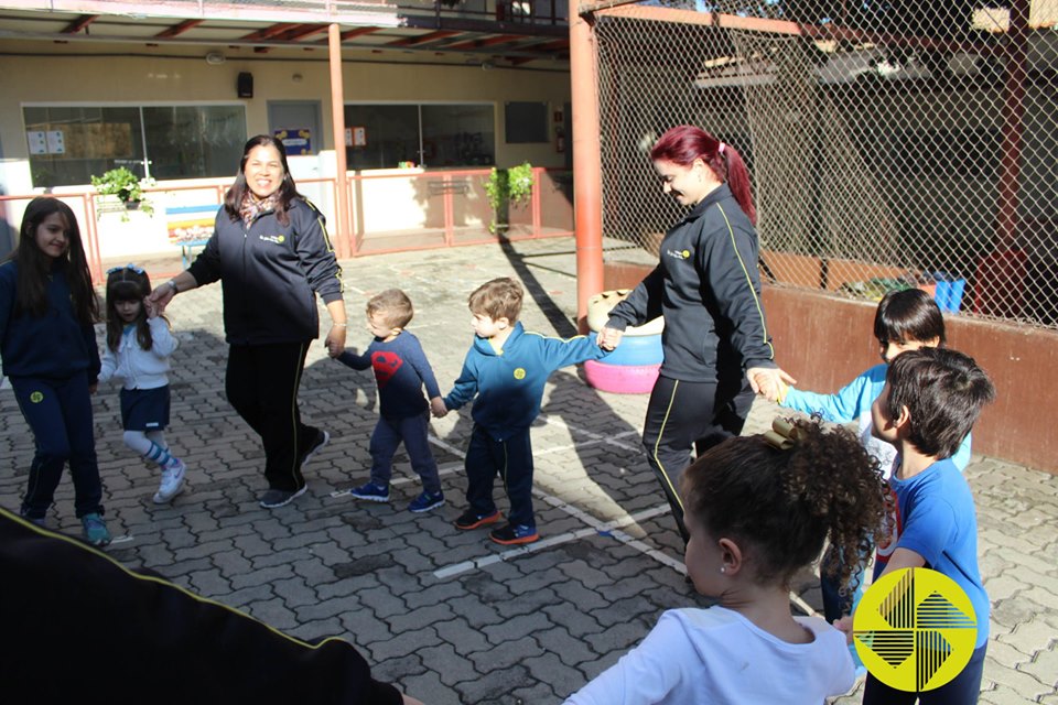 Curso de Frias - Frias?  para brincar! - Dia 15 - Colgio Le Perini. Educao Infantil e Ensino Fundamental. Indaiatuba, SP