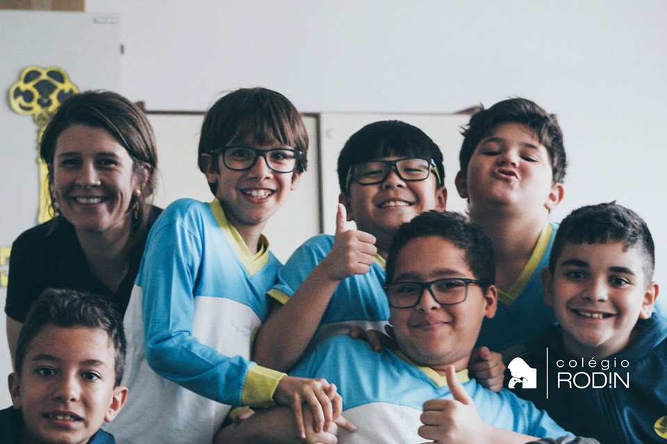 Preparativos para a Feira de Cincias no colgio Rodin - Colgio Le Perini. Educao Infantil e Ensino Fundamental. Indaiatuba, SP