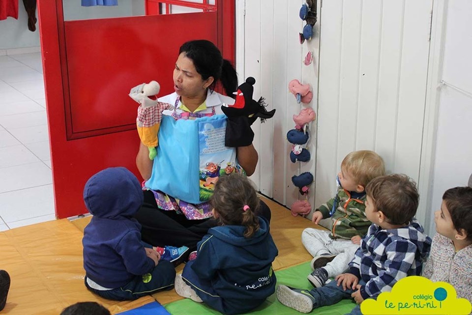 3 Porquinhos - Berrio II - Colgio Le Perini. Educao Infantil e Ensino Fundamental. Indaiatuba, SP