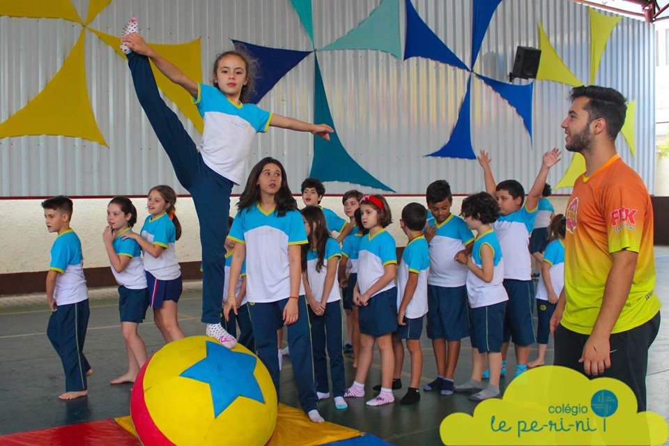 Recreia Circo - Colégio Le Perini. Educação Infantil e Ensino Fundamental. Indaiatuba, SP
