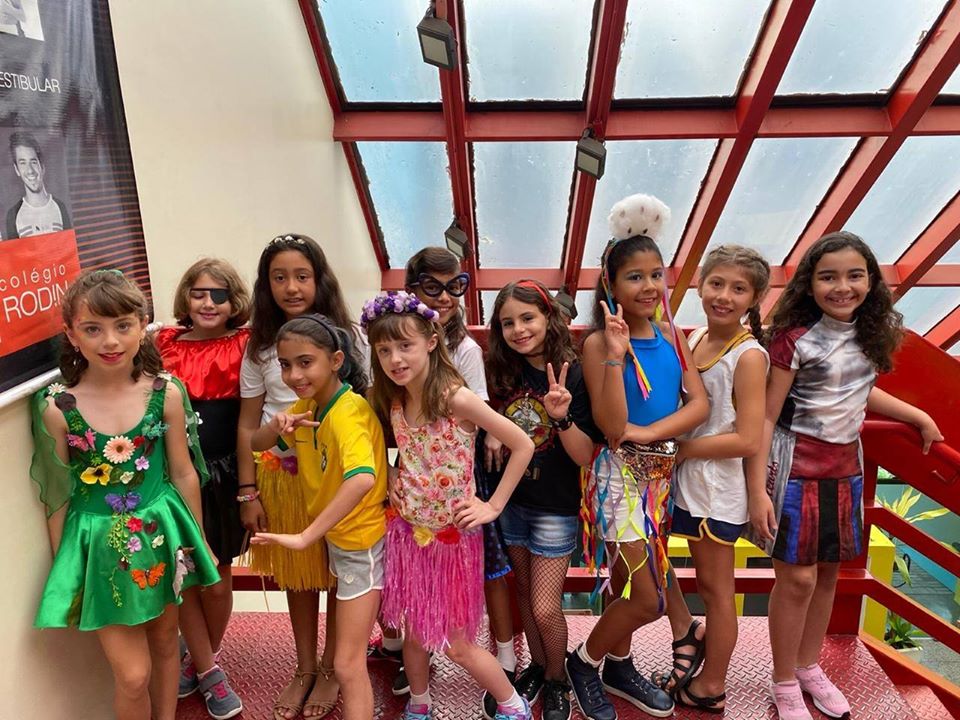 O Poder da Alegria - Colgio Le Perini. Educao Infantil e Ensino Fundamental. Indaiatuba, SP