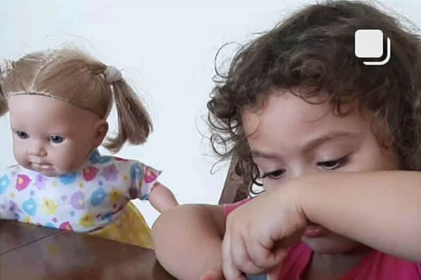 Filho de peixe peixinho  - Colgio Le Perini. Educao Infantil e Ensino Fundamental. Indaiatuba, SP