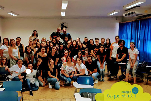 Aprendizagem Colaborativa na prática - Colégio Le Perini. Educação Infantil e Ensino Fundamental. Indaiatuba, SP