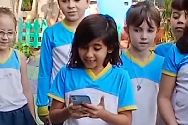 Vem ai Caminhada em Famlia - Colgio Le Perini. Educao Infantil e Ensino Fundamental. Indaiatuba, SP
