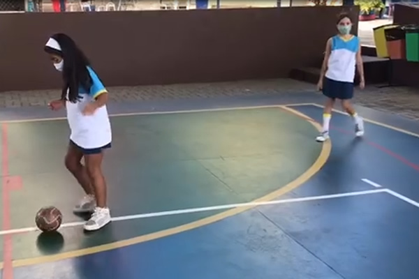 Vivncia do Futebol/Futsal - Colgio Le Perini. Educao Infantil e Ensino Fundamental. Indaiatuba, SP