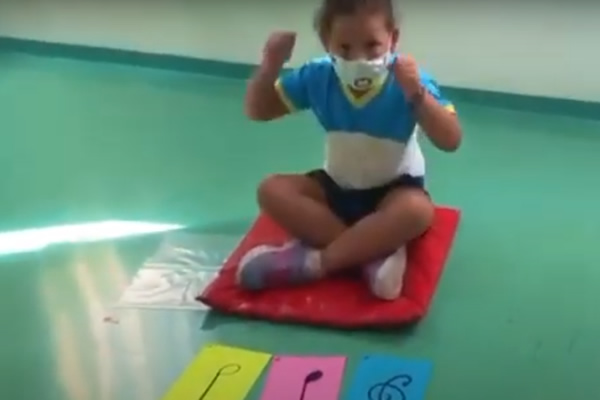 Jogo Direcionado - Colgio Le Perini. Educao Infantil e Ensino Fundamental. Indaiatuba, SP