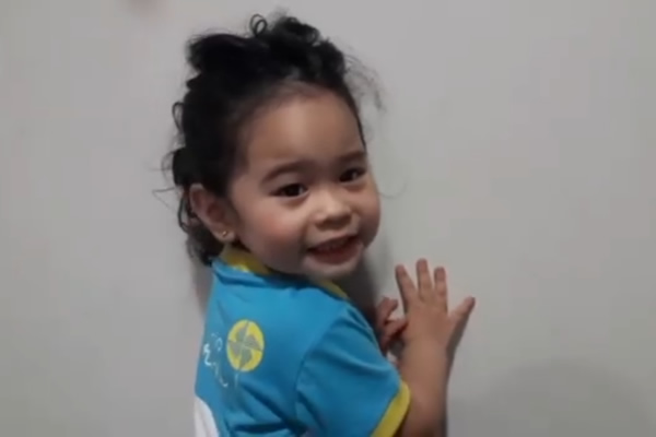 Mamãe é.... - Colégio Le Perini. Educação Infantil e Ensino Fundamental. Indaiatuba, SP