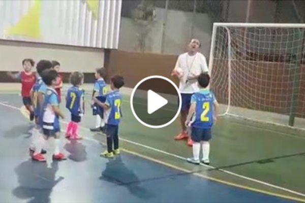 Futebol no desenvolvimento infantil  gol na certa! - Colgio Le Perini. Educao Infantil e Ensino Fundamental. Indaiatuba, SP