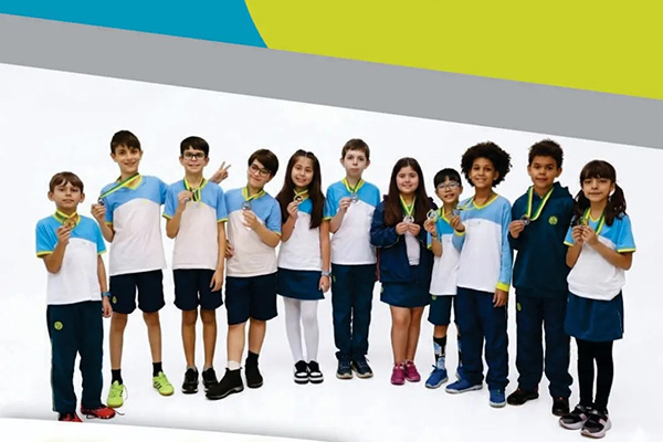 Matem�tica tamb�m � aprender a n�o desistir! - Col�gio Le Perini. Educa��o Infantil e Ensino Fundamental. Indaiatuba, SP